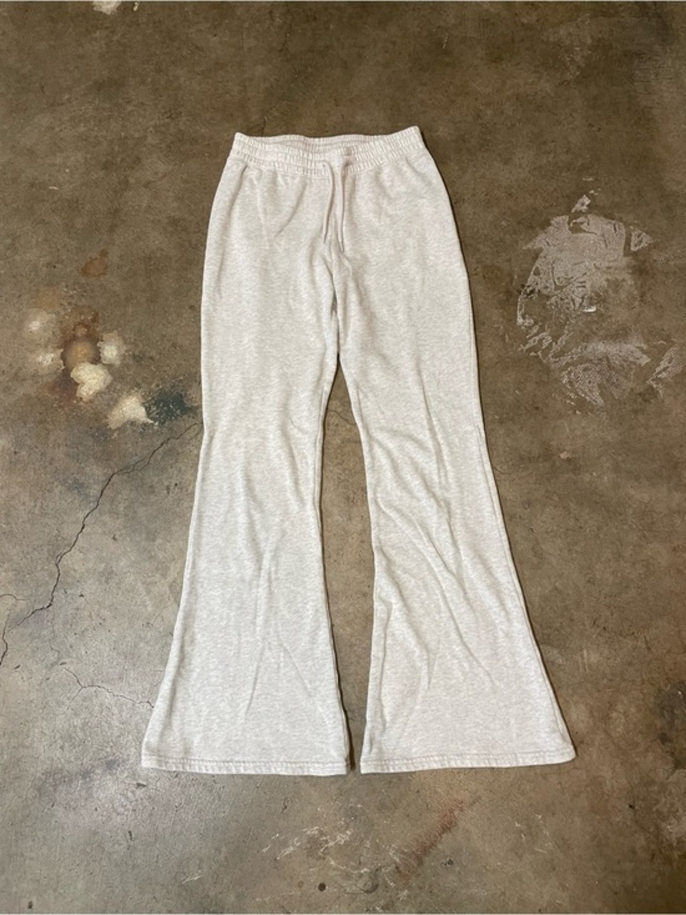 Hollister Ultra High Rise Flare Sweatpants